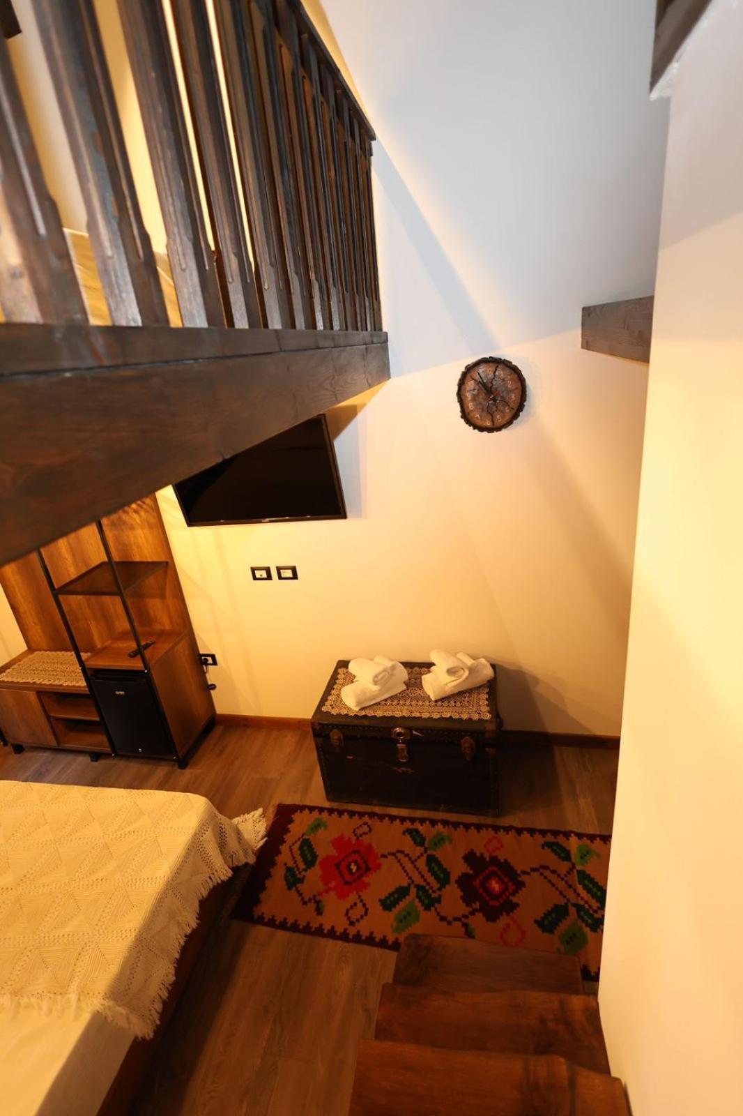 Ador Boutique Hotel Берат Экстерьер фото
